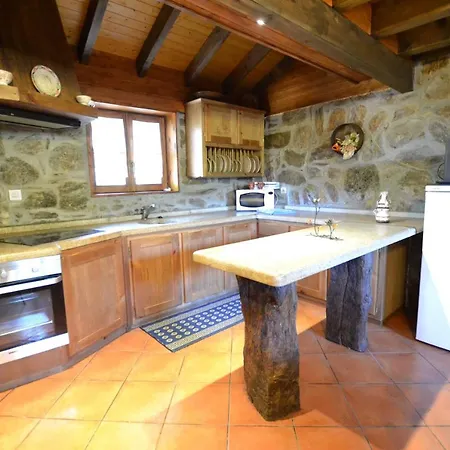 Casas De Xisto, Branda Da Aveleira *