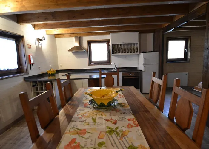 Casas De Xisto, Branda Da Aveleira * 梅尔加科